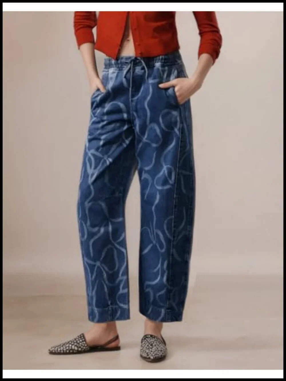 Mid Rise Bow Print Barrel Jeans Wide Leg Baggy Denim Pants with Pockets